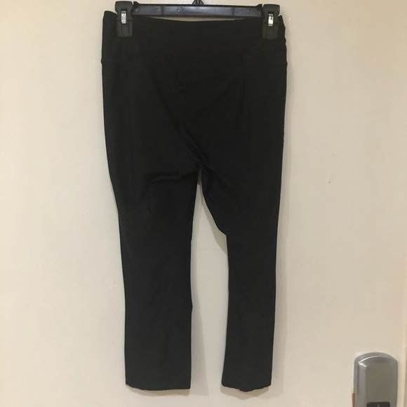 Nike Dri-Fit Black Capris Size Small - Picture 4 of 8
